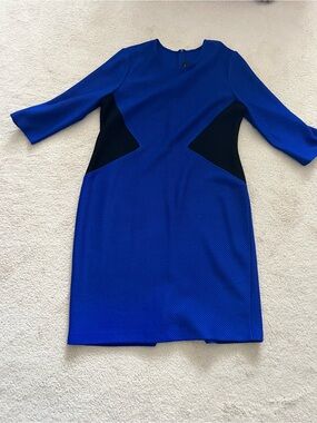 Blue Contrast Panel Sheath Dress - St John’s NWT knit size 16